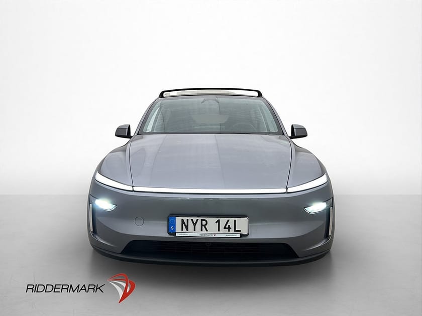 Bild 3 av Tesla Model Y Long Range AWD Premium MOMS Dragkrok Autopilot