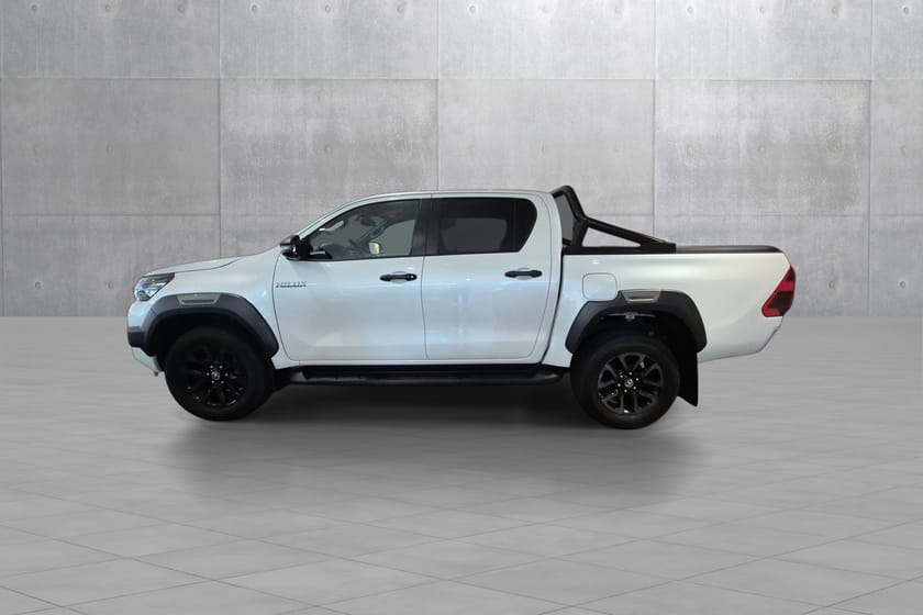 Bilde 2 av Toyota Hilux Dobbelcab SR+ 4-dørs 4x4
