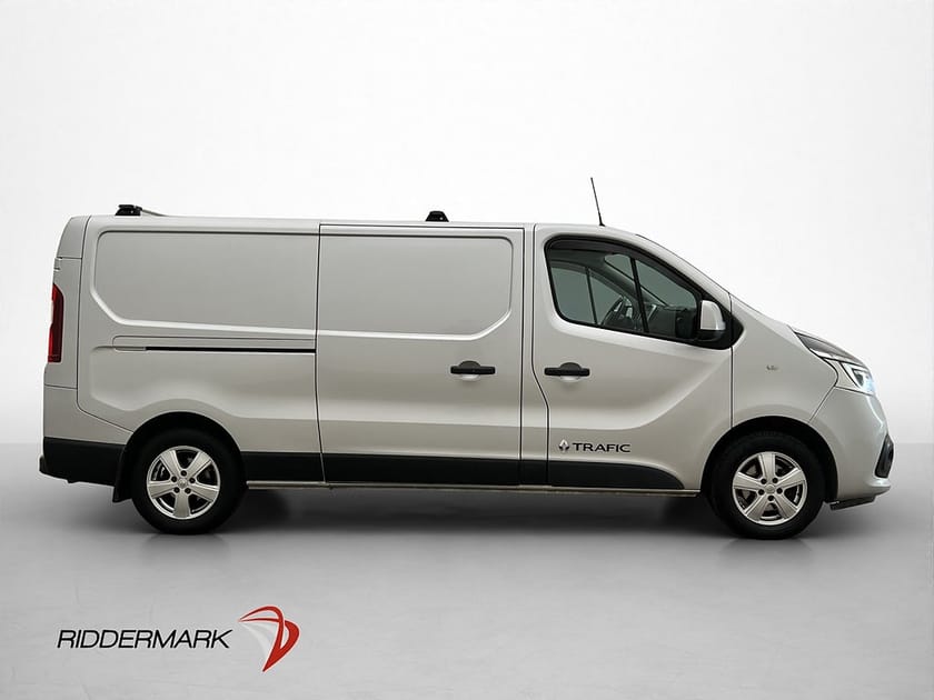 Bild 2 av Renault Trafic Skåpbil L2 170hk Värmare Dragkrok LED Kamera 2xDörrar