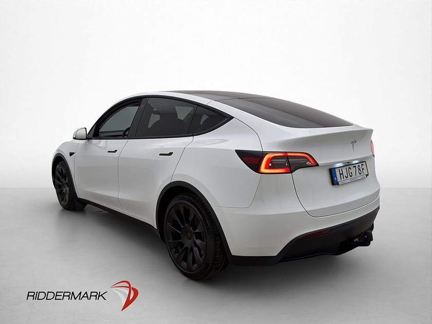 Bild 5 av Tesla Model Y Standard Range RWD Dragkrok Autopilot MOMS