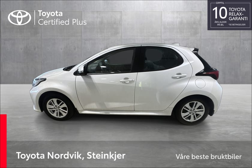 Bilde 2 av Toyota Yaris Hybrid Active Tech - Lav KM - Rentekampanje