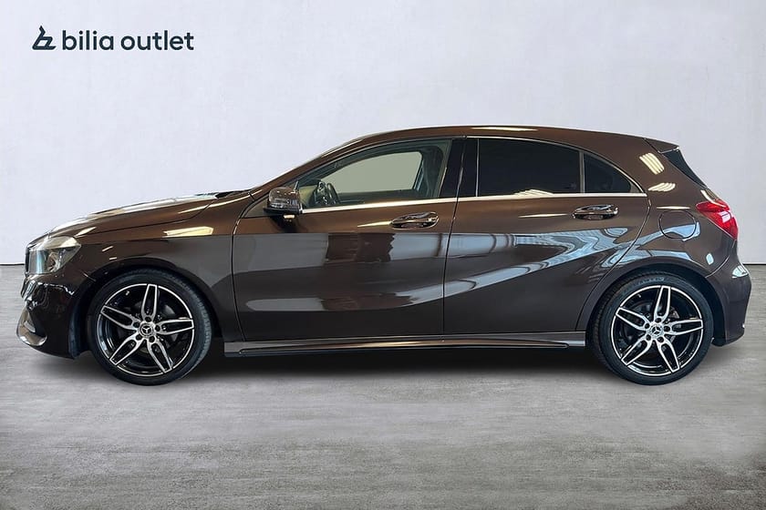 Bild 3 av Mercedes-Benz A 180 Manuell AMG Sport 122hk / Backkamera CarPlay
