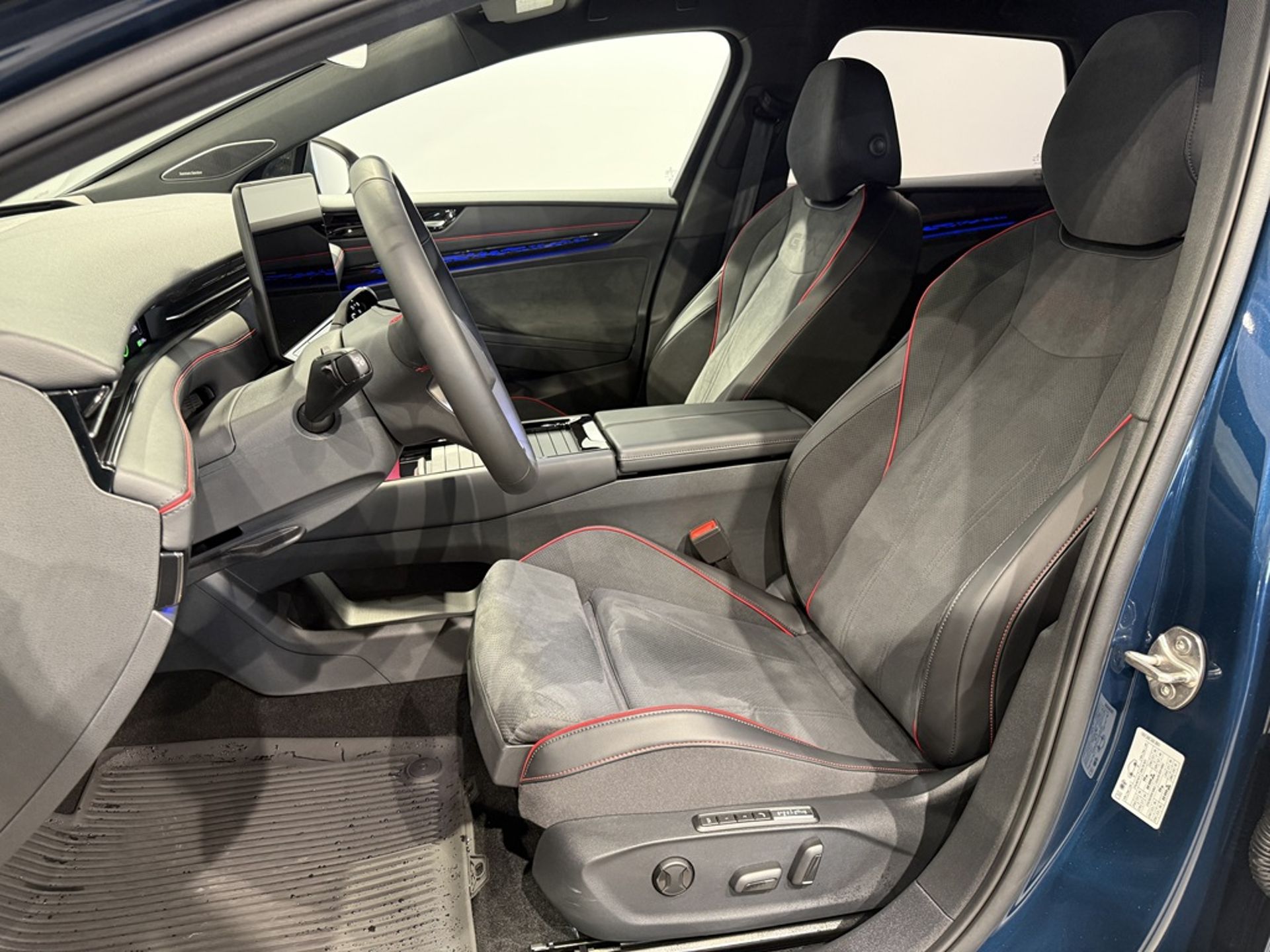 Volkswagen ID.7 GTX Tourer 2027, photo 7/10
