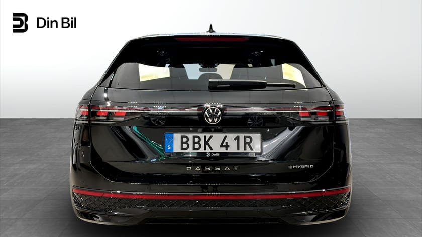 Bild 5 av Volkswagen Passat Variant eHybrid 272 DSG6 R-LINE