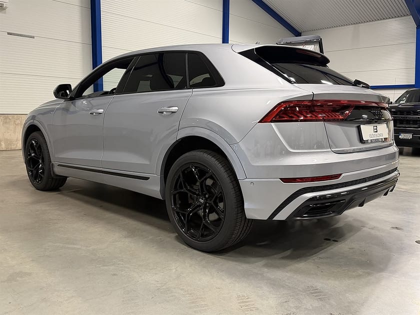 Bild 4 av Audi Q8 50 TDI quattro 286 HK Q / S Line / 360 / Fyrhjulsstyrning /