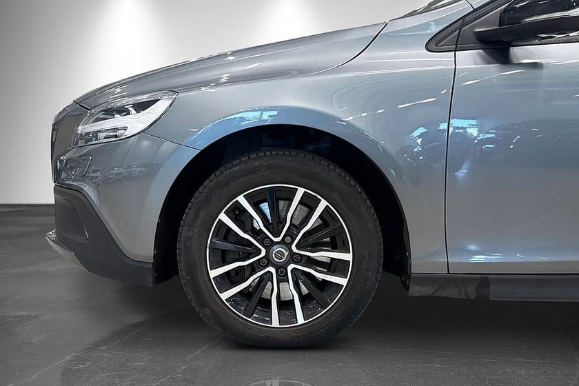 Bild 2 av Volvo V40 Cross Country D2 Geartronic 120hk Business Advanced Drag Dvärm Nyserv
