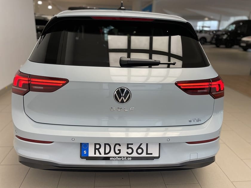 Bild 5 av Volkswagen Golf LIFE 1.5eE TSI 150 HK  DSG|Värmare|B-kamera