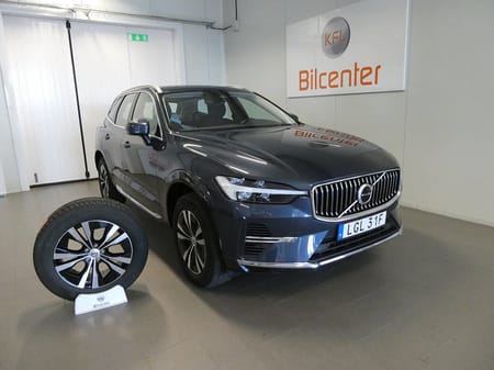 Volvo XC60 Recharge T6 AWD *LongRange Pano-Drag-Värmare-Kamera-SoV