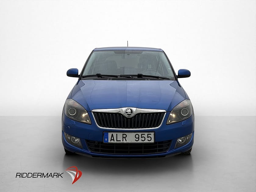 Bild 2 av Škoda Fabia Skoda TSI 105hk Ambiente Värmare Sensorer Farthållare