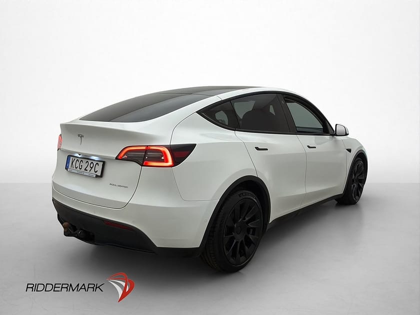 Bild 5 av Tesla Model Y Long Range AWD Dragkrok Autopilot MOMS
