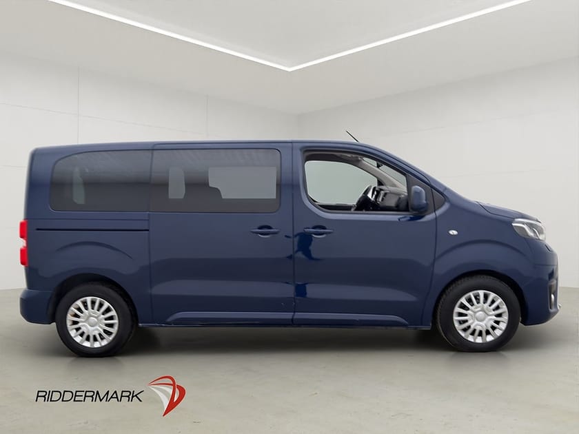 Bild 2 av Toyota Proace Verso Lång 1.6 D-4D M/K-Värmare HUD 9-Sits
