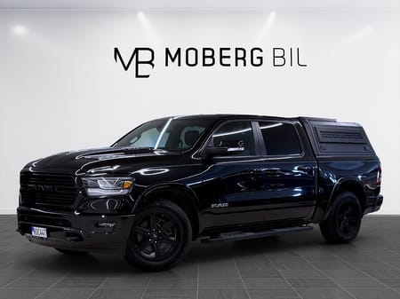 RAM 1500 Crew Cab Dodge 5.7 V8 395hk Laramie Pano Läder H/K Navi Drag Kåpa
