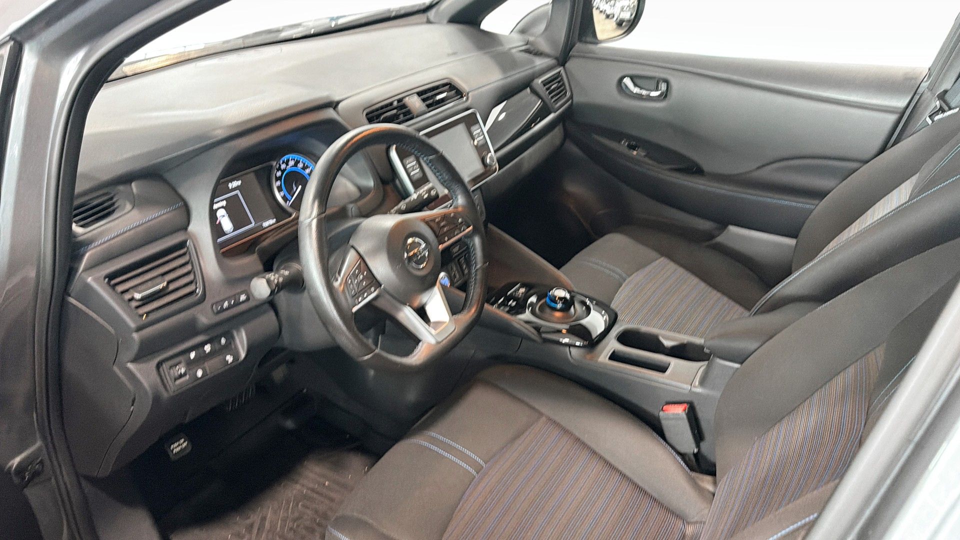 Nissan Leaf 2022, bild 7/9