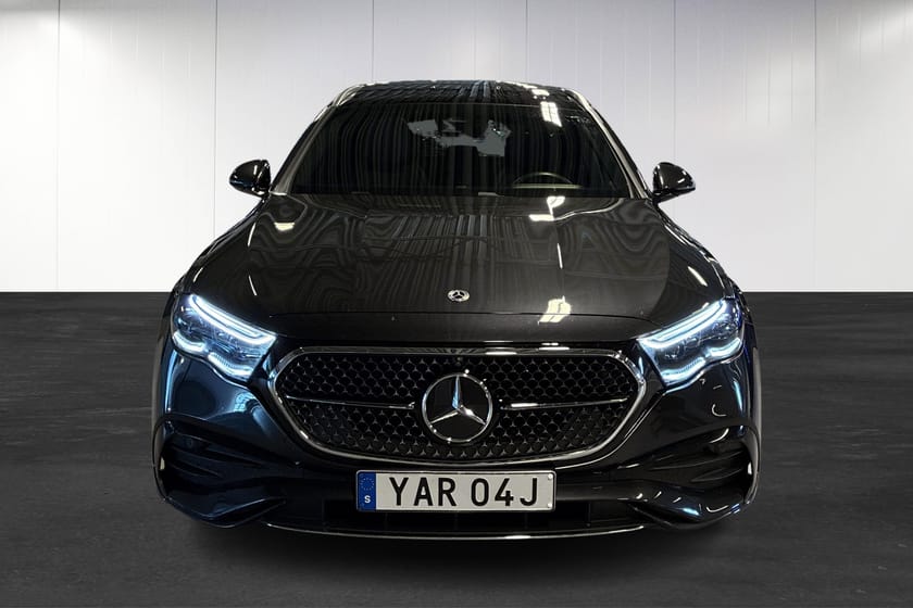 Bild 5 av Mercedes-Benz E 300 T e 9G | AMG | 360 | Hyperscreen | Drag | Pano | Minnespaket |