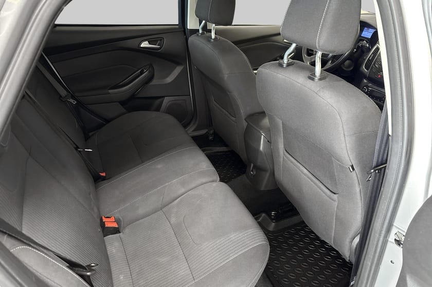 Bild 5 av Ford Focus Kombi Titanium 1.6 TDCi 115hk Hgv