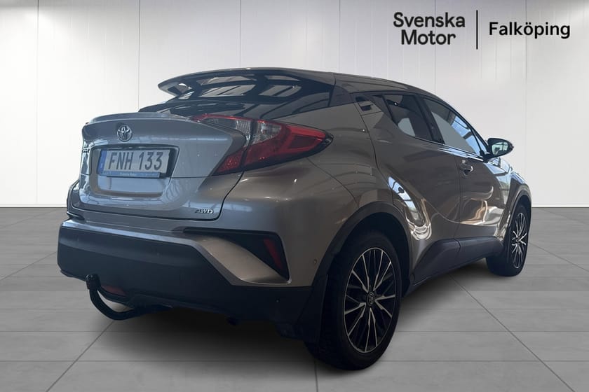 Bild 5 av Toyota C-HR Executive I Dragkrok I Fyrhjulsdrift I Nybesiktad u.a I