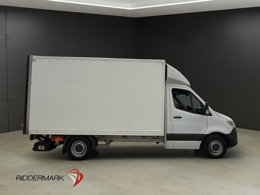 Bild 2 av Mercedes-Benz Sprinter 314 CDI FWD Chassi BAKGAVELLYFT Värm B-Kamera Moms