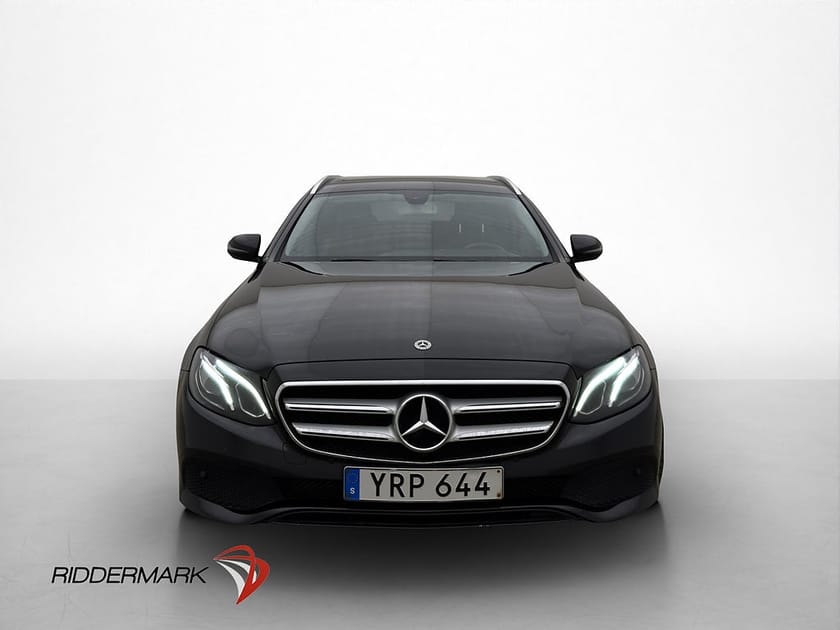 Bild 2 av Mercedes-Benz E 220 T d 4MATIC 4M 194hk Avantgarde Kamera Drag Navi