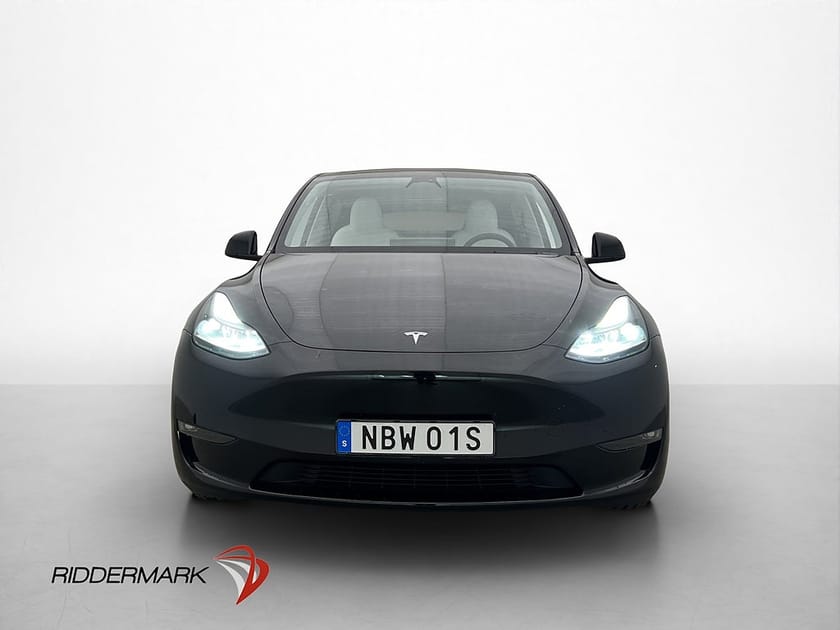 Bild 3 av Tesla Model Y Performance 534hk MOMS Autopilot Drag Pano