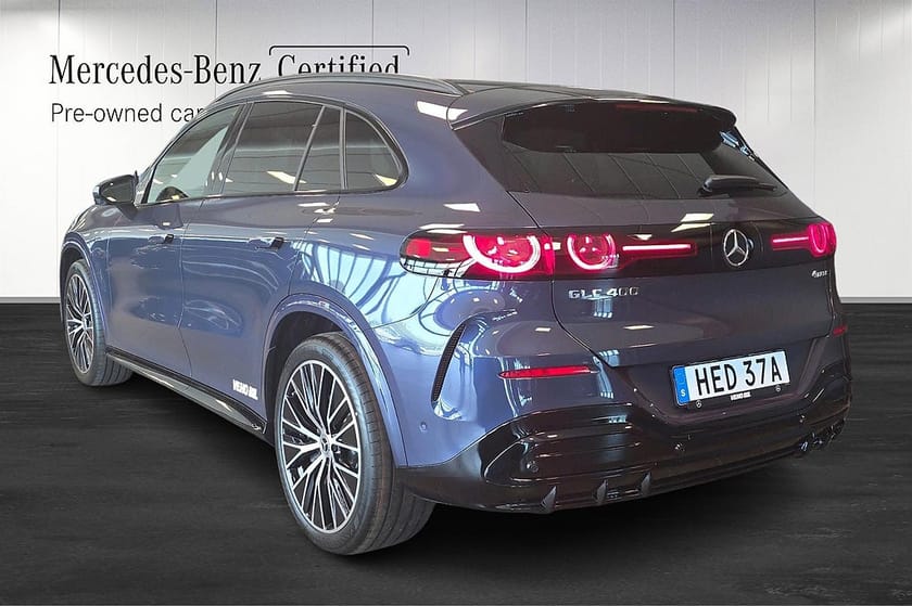 Bild 4 av Mercedes-Benz GLC EQ 400 4MATIC Pano Drag Navi Hyperscreen Burmester