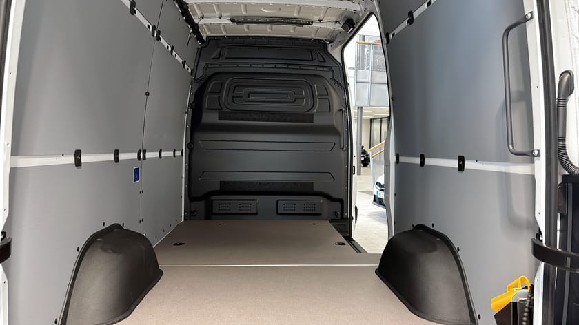 Bild 5 av Mercedes-Benz eSprinter 320 81 kWh SKÅP A2 PRO