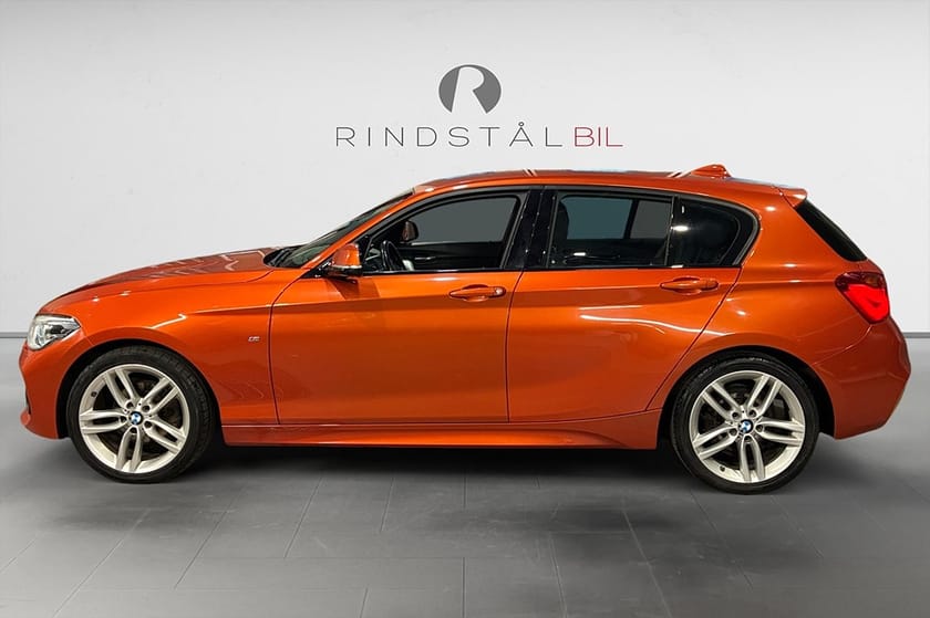 Bild 4 av BMW 118d xDrive 150 HK M-SPORT PDC FARTHÅLLARE 16500MIL 18"