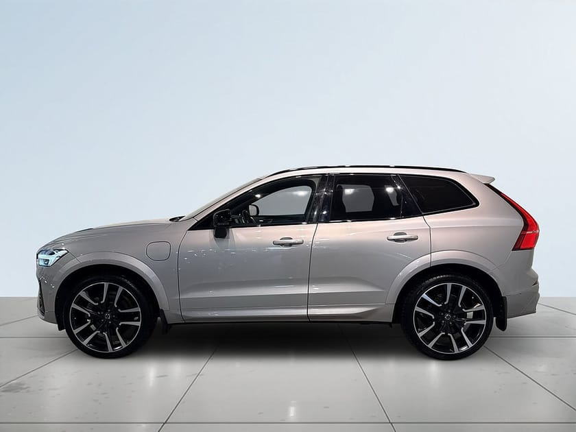 Bild 4 av Volvo XC60 Recharge T8 AWD R-Design Pro Edt III B&O Pano Drag SoV