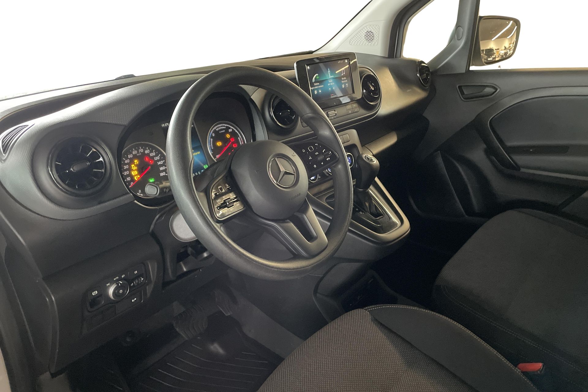 Mercedes-Benz eCitan 2023, bild 7/10