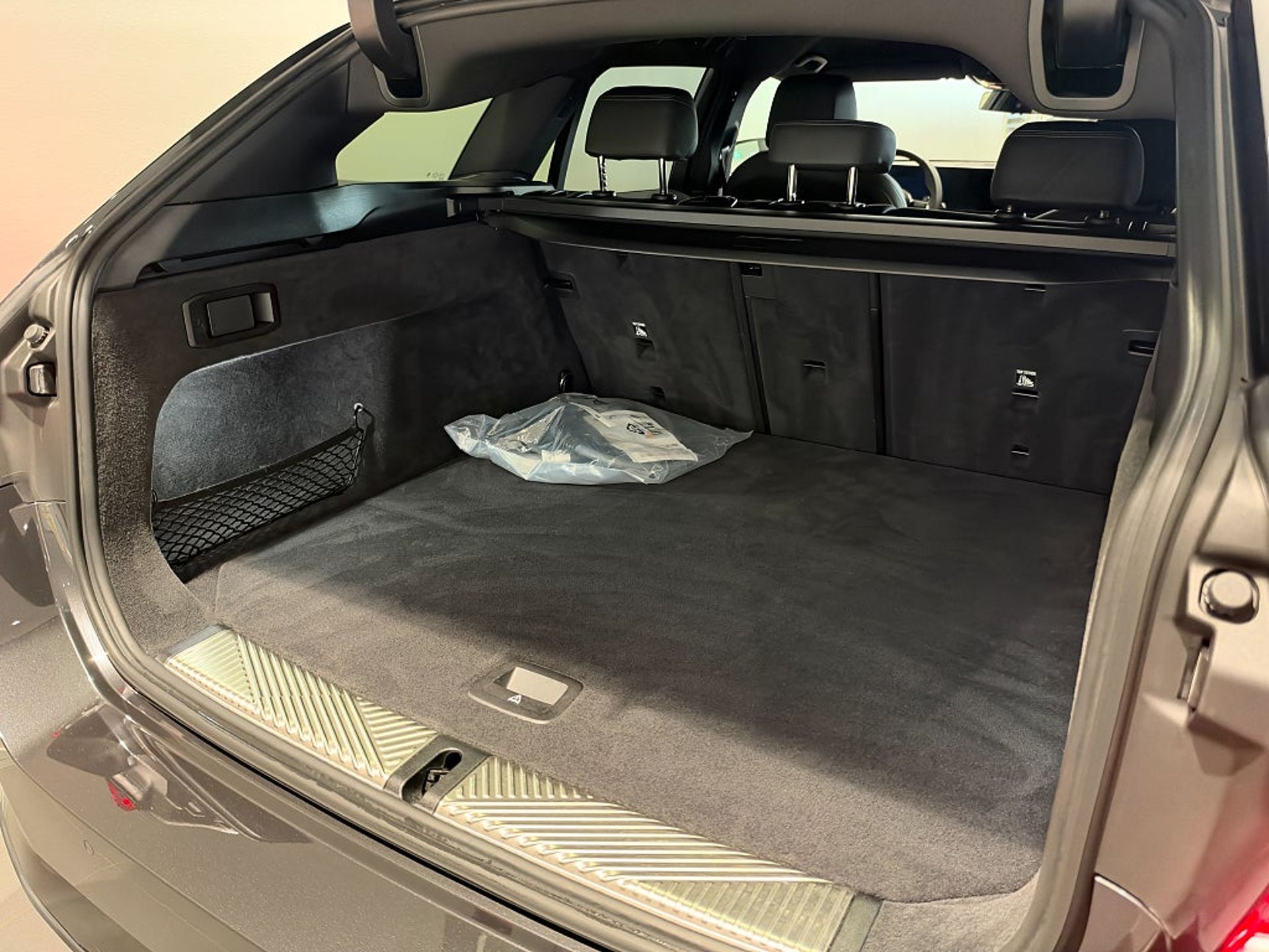 BMW 530 2026, bild 6/10