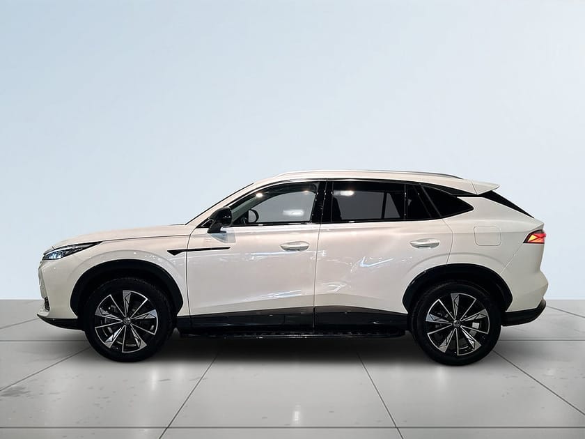 Bild 4 av MG HS PHEV Luxury 360° GPS Pvärm Elbaklucka Skinn SoV MOMS