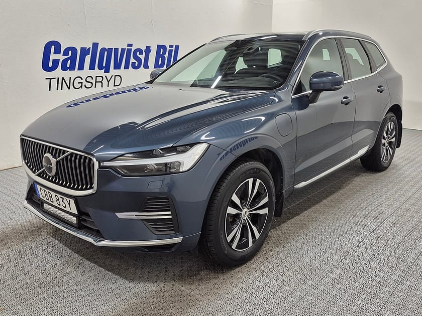 Bild 1 av Volvo XC60 T6 Recharge Core Bright plug in AWD 350HK 4x4 Panorama
