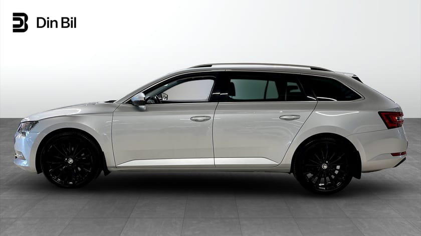 Bild 2 av Škoda Superb Kombi Style 2.0 TDI 4x4 DSG Drag Pano Värmare Business