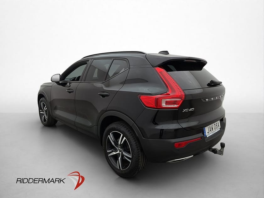 Bild 4 av Volvo XC40 T3 163hk R-Design VOC Värmare Dragkrok Skinn