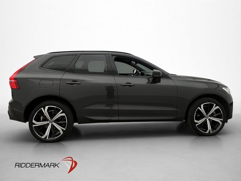 Bild 4 av Volvo XC60 T8 Recharge AWD 456hk R-Design Pano H/K Drag 360