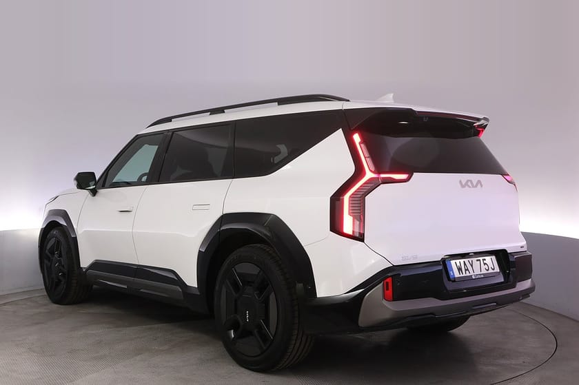 Bild 4 av Kia EV9 AWD GT Line Pano Elstol 7-sits Meridian V-hjul