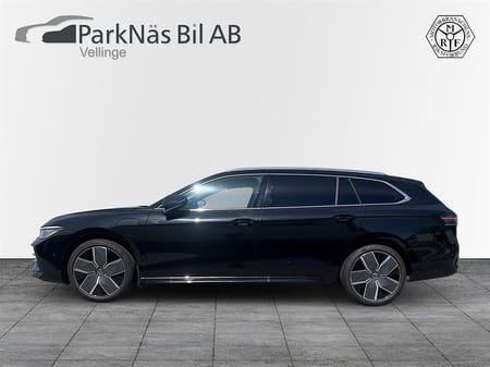 Volkswagen Passat Variant eHybrid DSG  R-LINE PANO DRAG