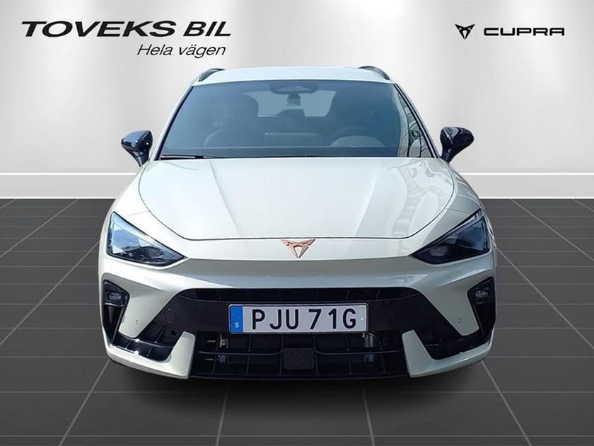 Bild 2 av CUPRA Leon Sportstourer e-Hybrid 204 hp