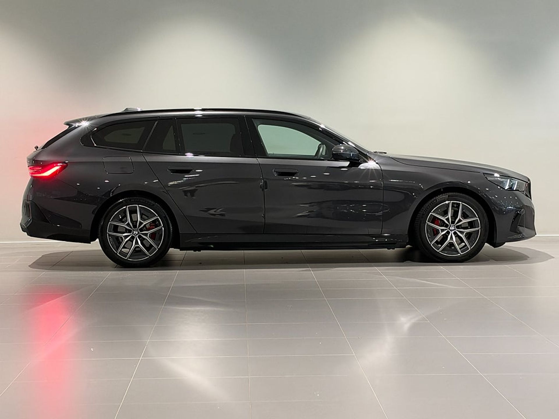 BMW 530 2026, bild 3/10