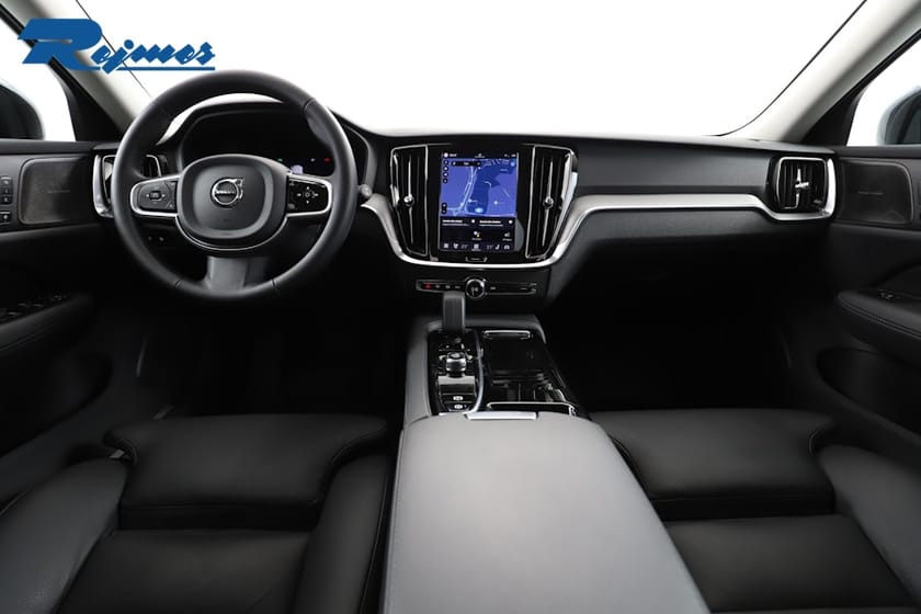 Bild 2 av Volvo V60 T6 Plus Dark Nordic Edition