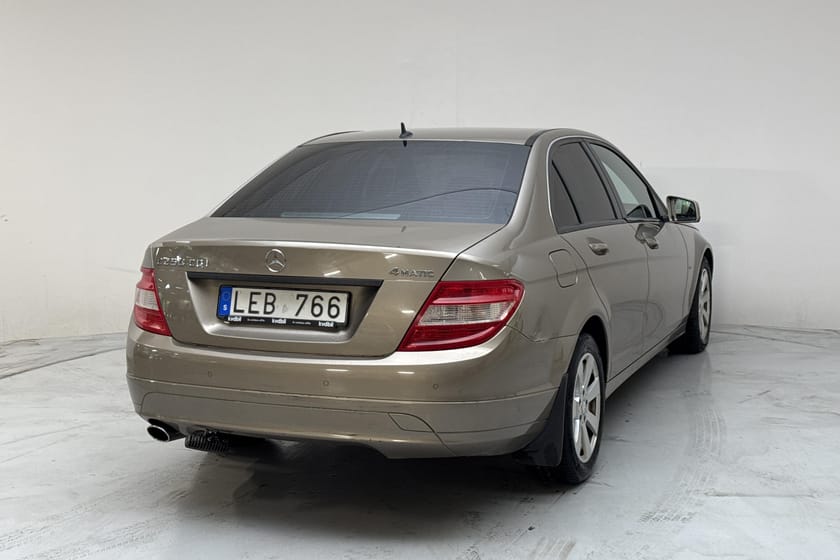 Bild 3 av Mercedes-Benz C 250 CDI 4MATIC BE BlueEfficiency W204 (204hk)