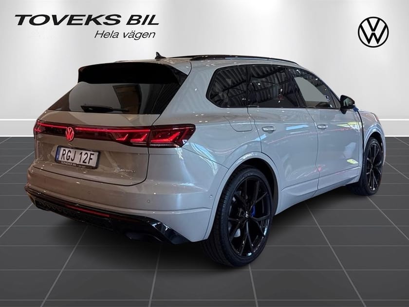 Bild 5 av Volkswagen Touareg R eHybrid FINAL EDITION 462Hk