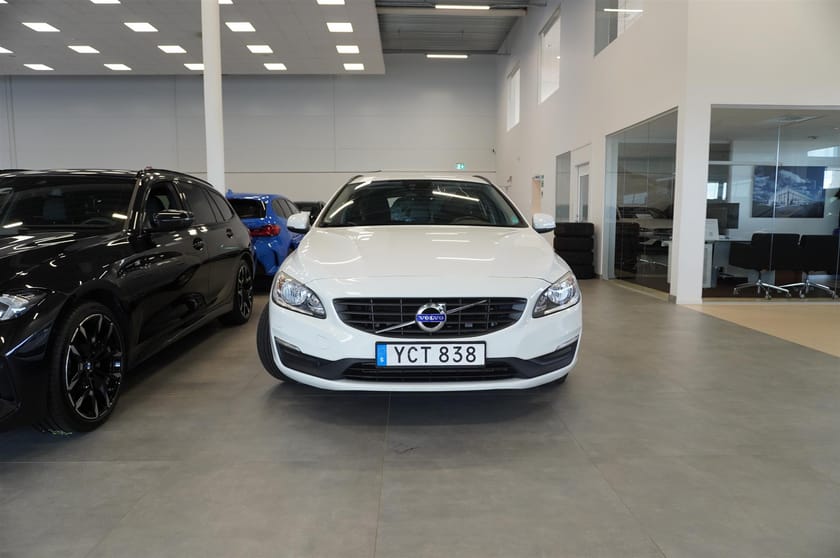Bild 2 av Volvo V60 T3 Kinetic Fullservad Inkl. Kamrem