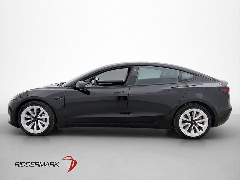 Bild 5 av Tesla Model 3 Standard Range RWD MOMS Drag Pano Autopilot