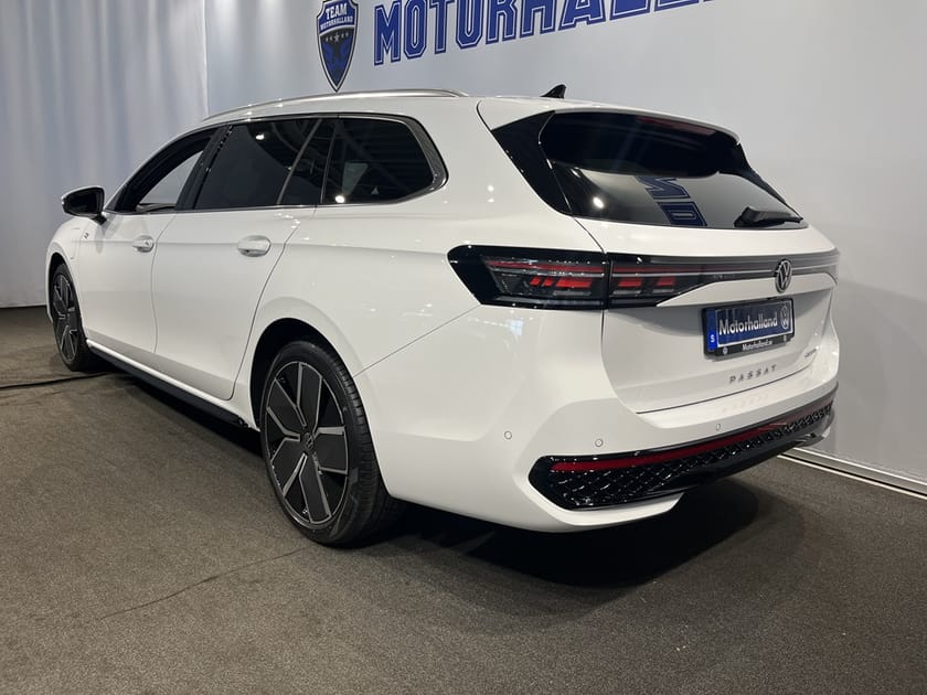Bild 5 av Volkswagen Passat Variant eHybrid 272 DSG6 R-LINE