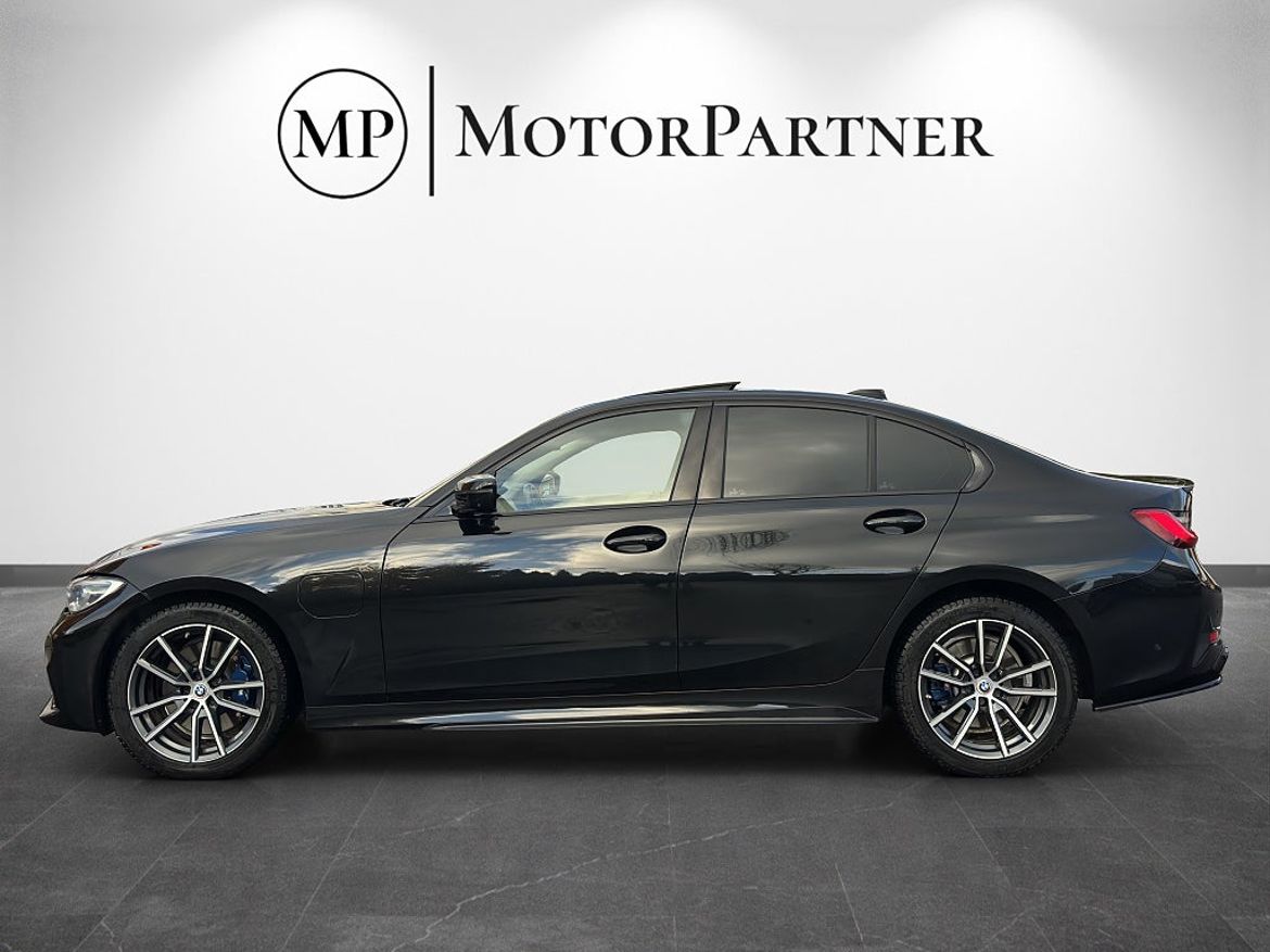 BMW 3-serie, bild 5 av 23