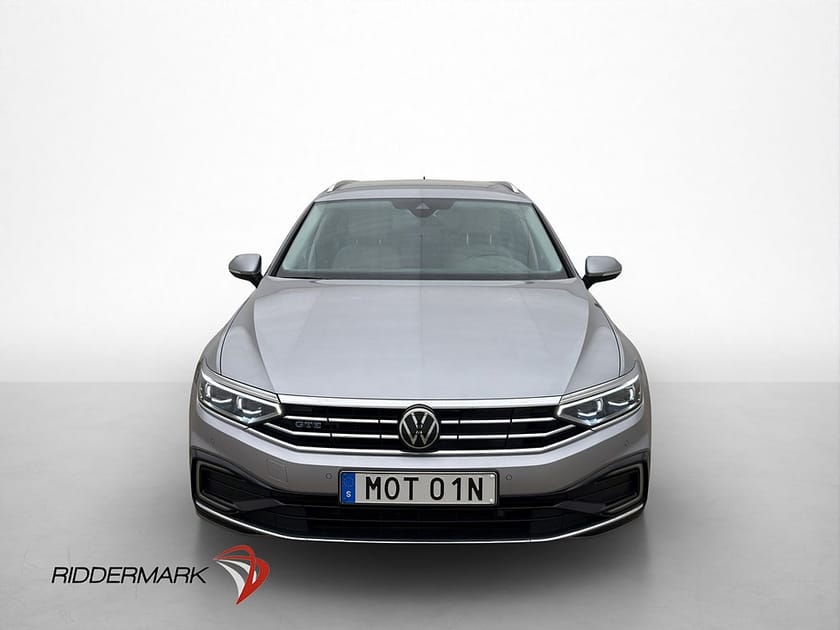 Bild 2 av Volkswagen Passat Sportscombi GTE 218hk Kamera Navi CarPlay Adaptiv-Fart