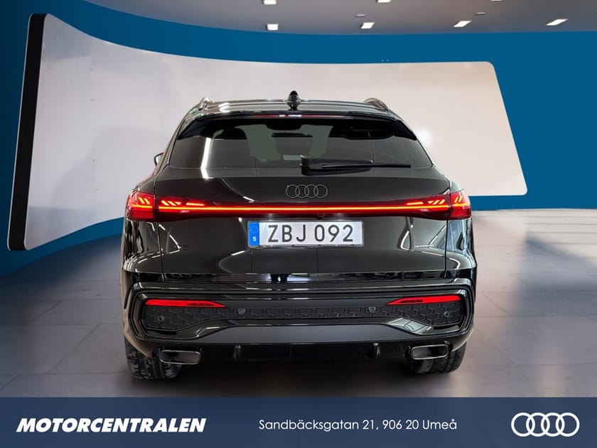 Bild 4 av Audi Q5 Sportback e-hybrid quattro 270 KW LUFTFJÄDRING/21"