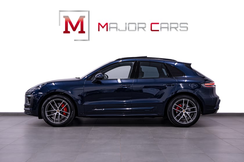 Bild 3 av Porsche Macan S PDK Pano Burmester-3D Luft-F 20" 14-Vägs Drag 380hk
