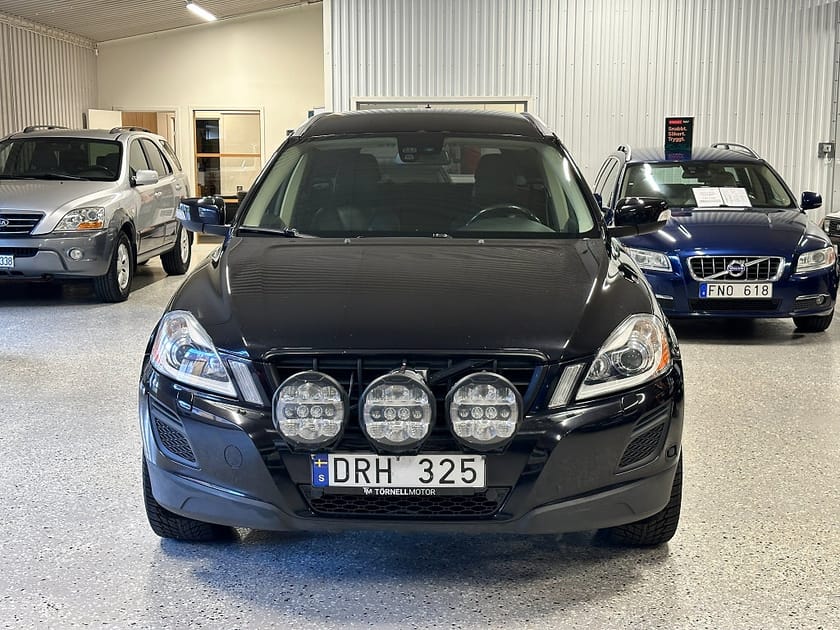 Bild 2 av Volvo XC60 D3 AWD Geartronic Summum Euro 5 Nyservad Nya 20'' Däck