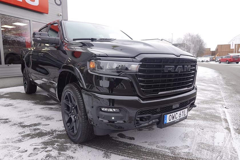 Bild 2 av RAM 1500 Crew Cab Dodge Laramie Night Premium 420HK | 4 750:-/mån